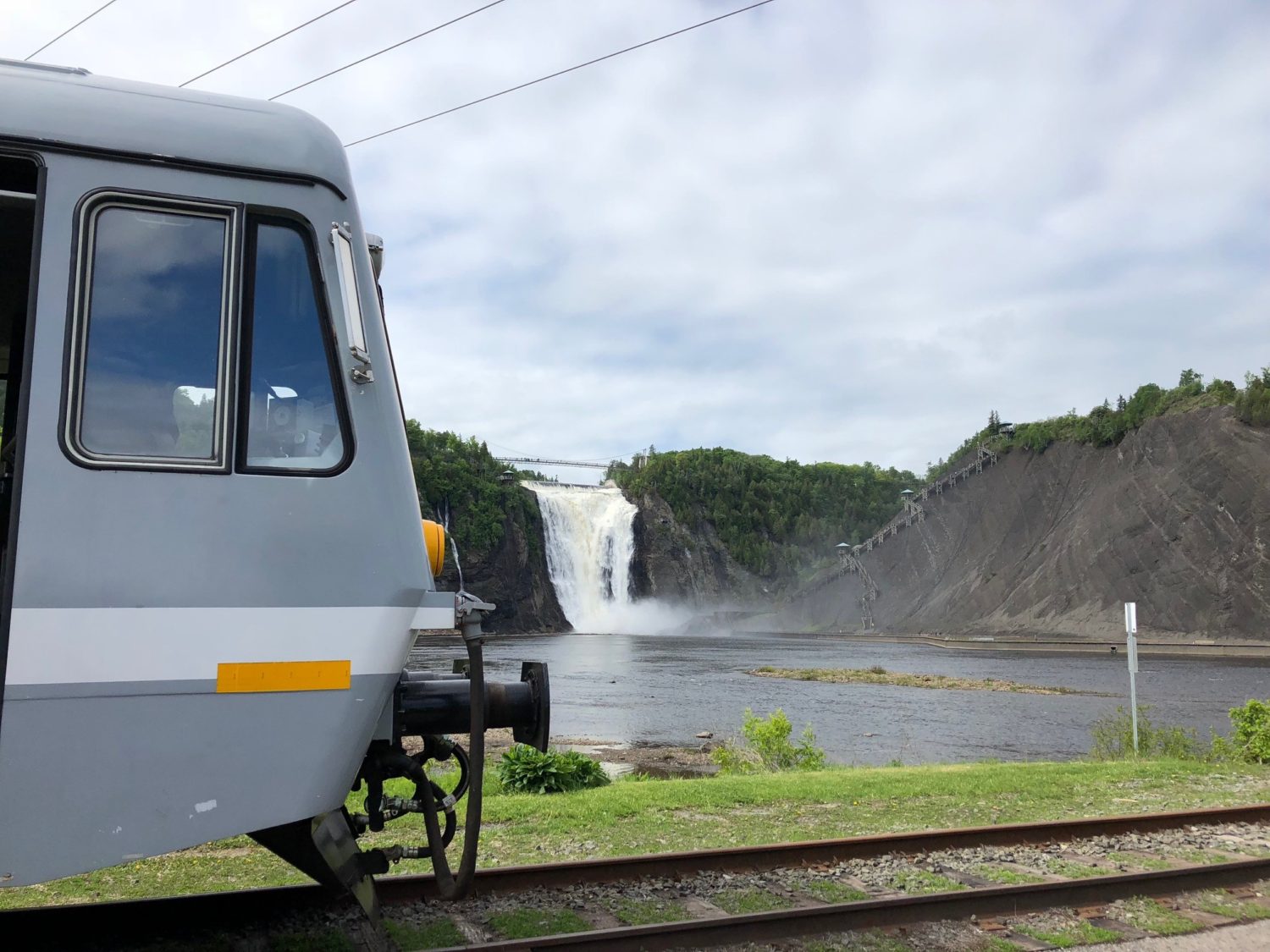 Québec (Montmorency Falls) Train de Charlevoix Train de Charlevoix